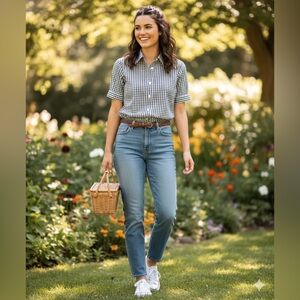 SIZE 10 VINTAGE Talbots Black And White Gingham Short Sleeve Button Down